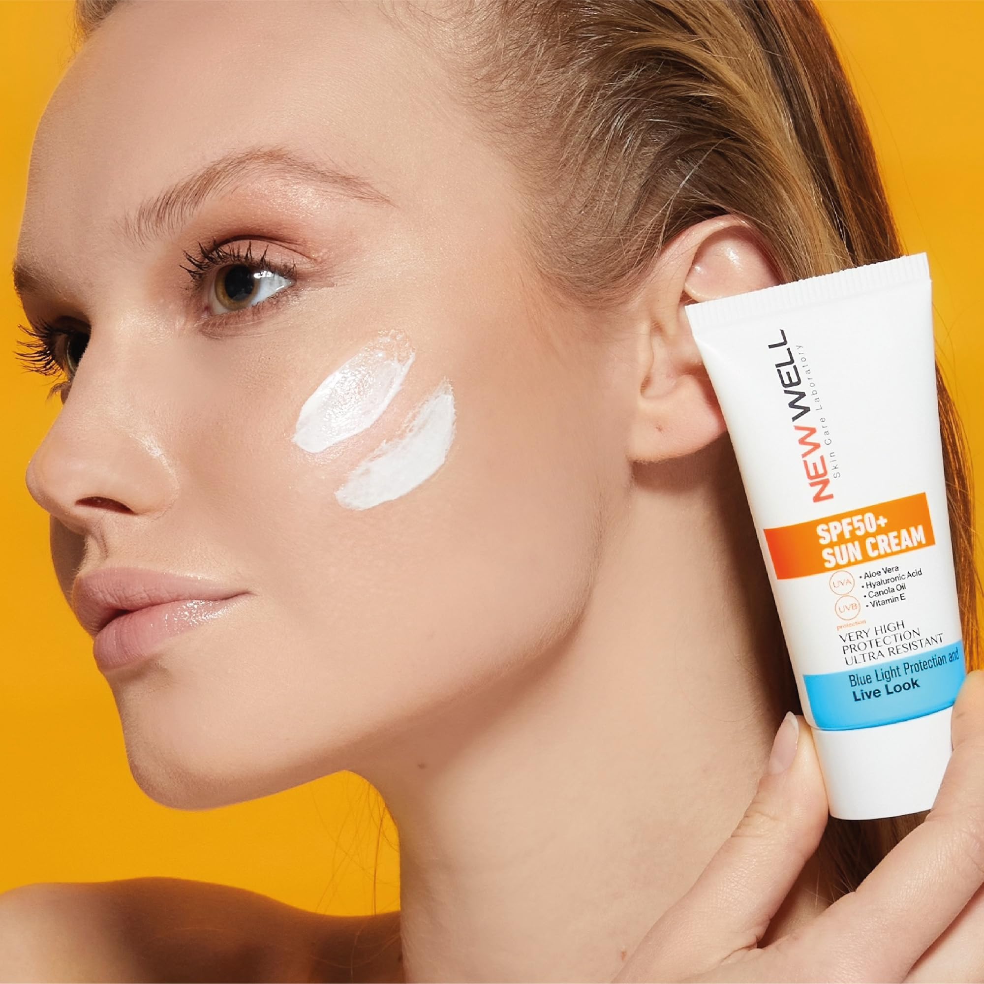 کرم ضد آفتاب بی رنگ نیوول مناسب انواع پوست با SPF50+ حجم ۵۰ میل